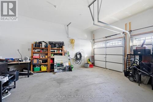 60 Hennessey Crescent, Kawartha Lakes (Lindsay), ON - Indoor Photo Showing Garage