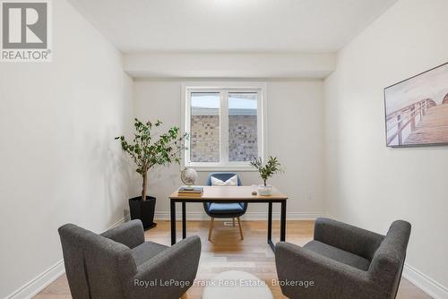 60 Hennessey Crescent, Kawartha Lakes (Lindsay), ON - Indoor Photo Showing Office