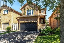 2054 WESTMOUNT DRIVE Oakville (Wm Westmount), ON L6M 3P2