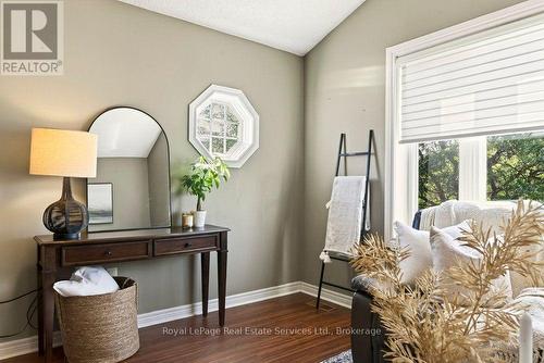 2054 Westmount Drive, Oakville (Wm Westmount), ON - Indoor