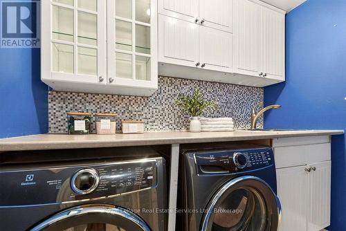 2054 Westmount Drive, Oakville (Wm Westmount), ON - Indoor Photo Showing Laundry Room