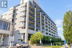 611 - 1050 THE QUEENSWAY Toronto, ON M8Z 0A8