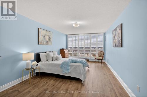 1601 - 2180 Marine Drive, Oakville, ON - Indoor Photo Showing Bedroom