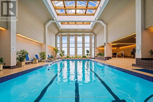 1601 - 2180 Marine Drive, Oakville, ON - Indoor Photo Showing Other Room With In Ground Pool