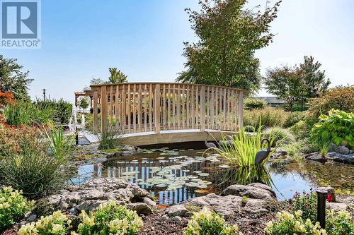 1601 - 2180 Marine Drive, Oakville, ON - Outdoor
