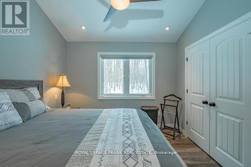 24 Ted'S Lane, Trent Lakes, ON - Indoor Photo Showing Bedroom