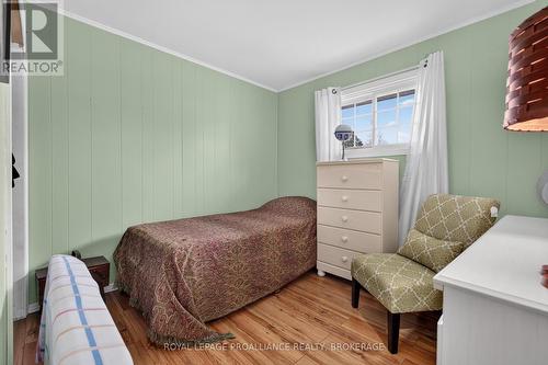 2871 Burbrook Road, Kingston (City North Of 401), ON - Indoor Photo Showing Bedroom