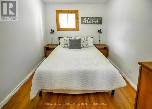 1101 Price Road, Frontenac (Frontenac Centre), ON - Indoor Photo Showing Bedroom