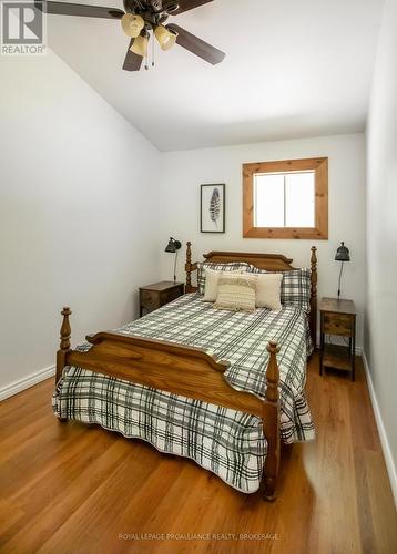 1101 Price Road, Frontenac (Frontenac Centre), ON - Indoor Photo Showing Bedroom