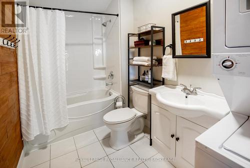 1101 Price Road, Frontenac (Frontenac Centre), ON - Indoor Photo Showing Bathroom