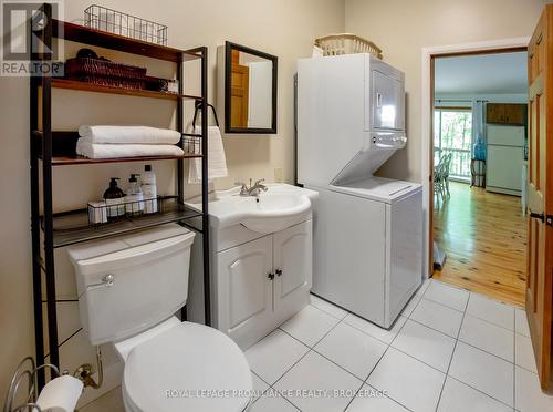 1101 Price Road, Frontenac (Frontenac Centre), ON - Indoor Photo Showing Laundry Room