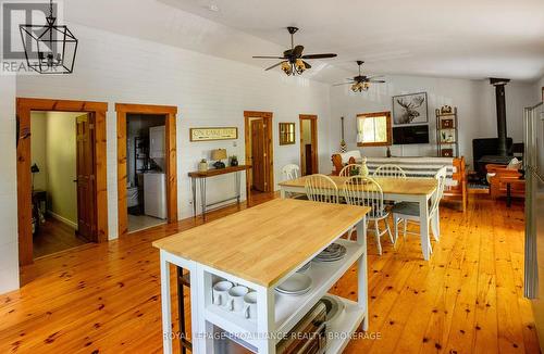 1101 Price Road, Frontenac (Frontenac Centre), ON - Indoor Photo Showing Dining Room