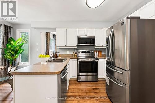 1093 Bauder Crescent, Kingston (North Of Taylor-Kidd Blvd), ON - Indoor Photo Showing Kitchen With Double Sink