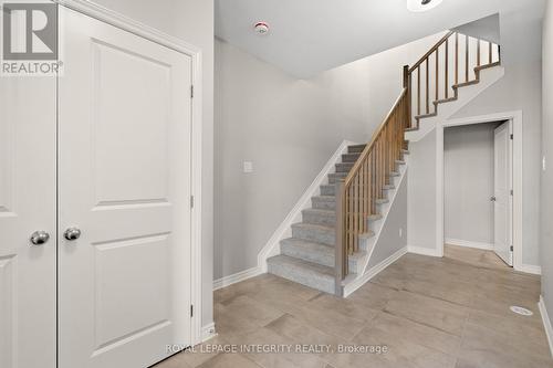 79 Rawah Private W, Ottawa, ON - Indoor Photo Showing Other Room