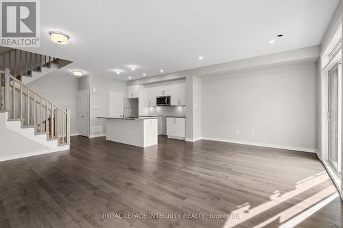 79 Rawah Private W, Ottawa, ON - Indoor Photo Showing Kitchen