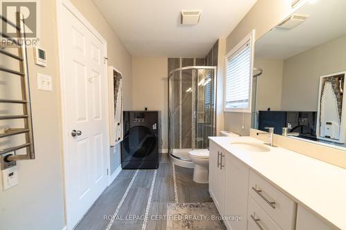 2367 Eighth Line, Oakville, ON - Indoor Photo Showing Bathroom