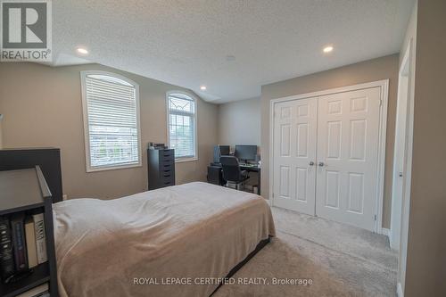 2367 Eighth Line, Oakville, ON - Indoor Photo Showing Bedroom