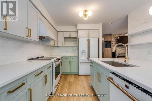 64 Templewood Drive, Kitchener, ON - Indoor Photo Showing Kitchen With Upgraded Kitchen