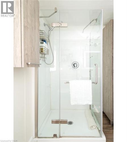 580 Beaver Creek Road Unit# 189, Waterloo, ON - Indoor Photo Showing Bathroom