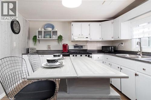 580 Beaver Creek Road Unit# 189, Waterloo, ON - Indoor Photo Showing Kitchen With Double Sink
