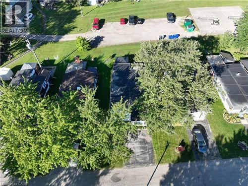 Aerial perspective showcasing multiple residential properties - 580 Beaver Creek Road Unit# 189, Waterloo, ON - Outdoor