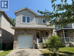 596 VIOLET Street Waterloo, ON N2V 2V6