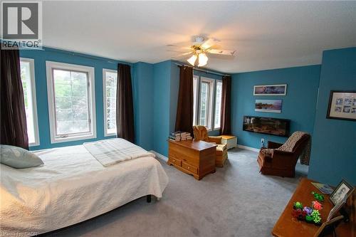 24 Walker Court, Grimsby, ON - Indoor Photo Showing Bedroom