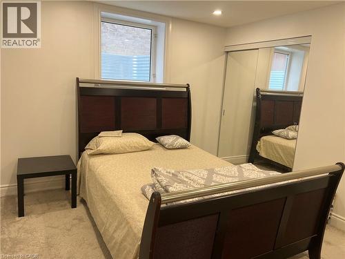 252 Raymond Road Unit# Lower, Ancaster, ON - Indoor Photo Showing Bedroom