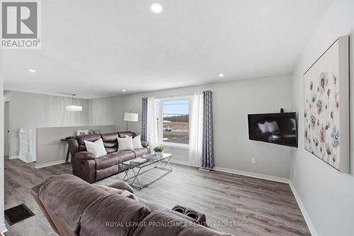 4318 County Road 6, Stone Mills (Stone Mills), ON - Indoor Photo Showing Living Room