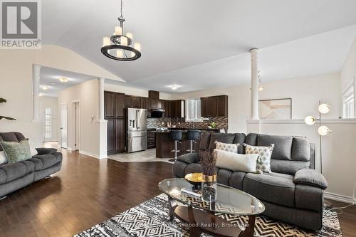 17 Old Trafford Drive, Trent Hills (Hastings), ON - Indoor Photo Showing Living Room