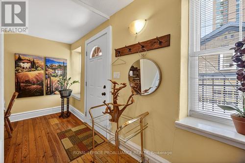 Foyer - 34 Water Street W, Brockville, ON - Indoor Photo Showing Other Room