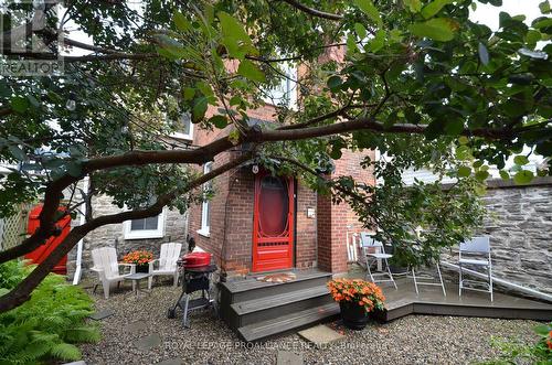 34 Water Street W, Brockville, ON - Outdoor