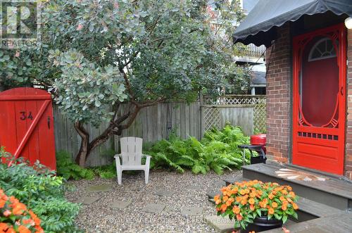 34 Water Street W, Brockville, ON - Outdoor