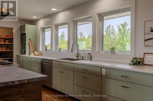 11327 Highway 17, West Nipissing (Sturgeon Falls), ON - Indoor Photo Showing Kitchen