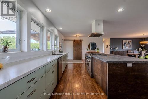 11327 Highway 17, West Nipissing (Sturgeon Falls), ON - Indoor Photo Showing Kitchen