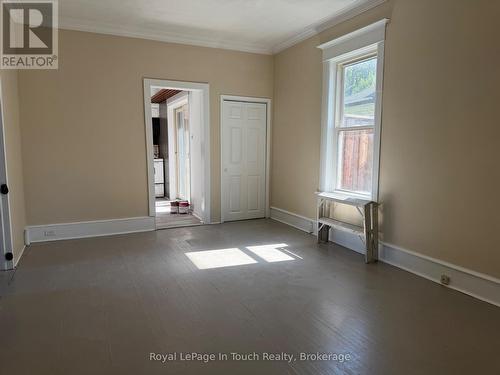 519 Yonge Street, Midland, ON - Indoor Photo Showing Other Room