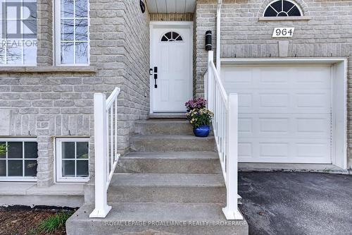 964 Rainbow Crescent, Kingston (Kingston East (Incl Barret Crt)), ON - Outdoor With Exterior