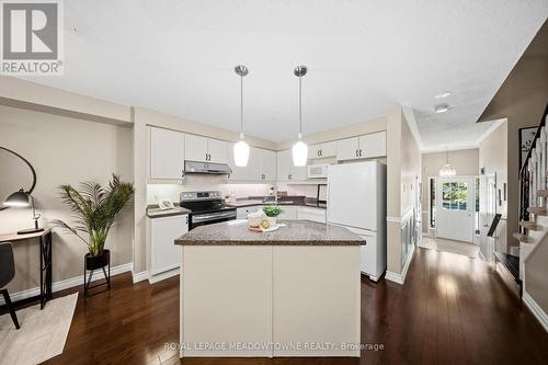 21 - 5530 Glen Erin Drive, Mississauga, ON - Indoor Photo Showing Kitchen With Upgraded Kitchen