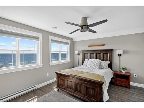 13 The Green Road, Upper Island Cove, NL - Indoor Photo Showing Bedroom