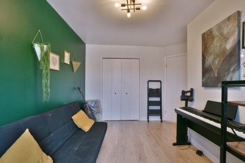 Chambre à coucher - 301-14595 Rue Sherbrooke E., Montréal (Rivière-Des-Prairies/Pointe-Aux-Trembles), QC - Indoor