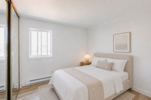 Chambre à coucher - 8-4180 Av. Pierre-De Coubertin, Montréal (Mercier/Hochelaga-Maisonneuve), QC - Indoor Photo Showing Bedroom