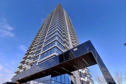 807-151 Rue de la Rotonde Montréal (Verdun/Île-Des-Soeurs), QC H3E 1Y1