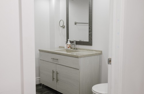 Salle de bains - 2751  - 2753 Rue Lafrance, Saguenay (Jonquière), QC - Indoor Photo Showing Bathroom