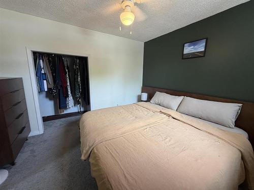 320 Tenth Street, Keewatin, ON - Indoor Photo Showing Bedroom