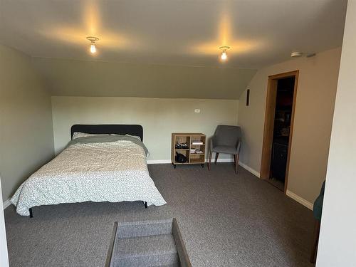 320 Tenth Street, Keewatin, ON - Indoor Photo Showing Bedroom