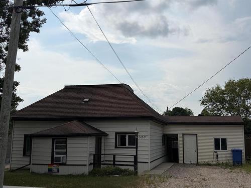320 Tenth Street, Keewatin, ON - Outdoor