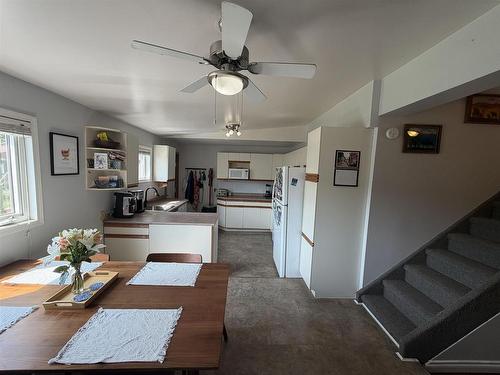 320 Tenth Street, Keewatin, ON - Indoor Photo Showing Other Room