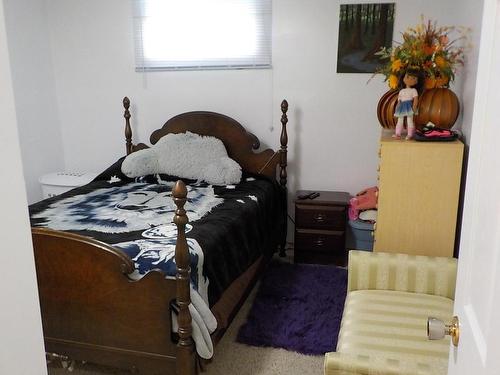 102 Kenogami Road, Greenstone, ON - Indoor Photo Showing Bedroom