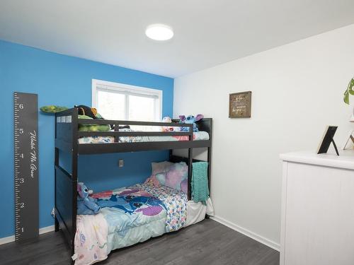 7081 Hwy 61, Neebing, ON - Indoor Photo Showing Bedroom