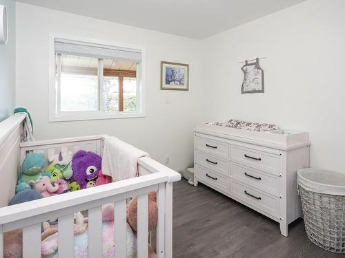 7081 Hwy 61, Neebing, ON - Indoor Photo Showing Other Room